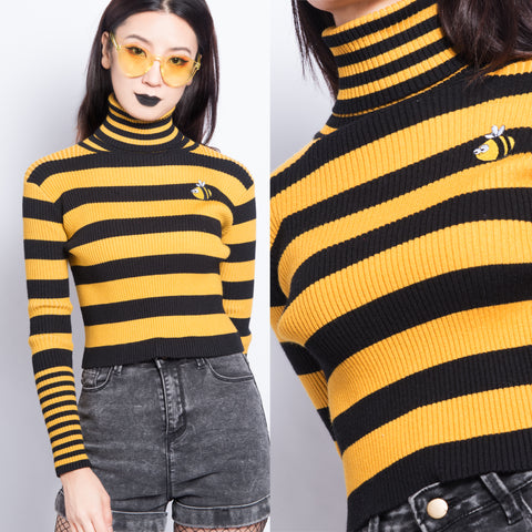 BEE HAPPY KNIT TOP