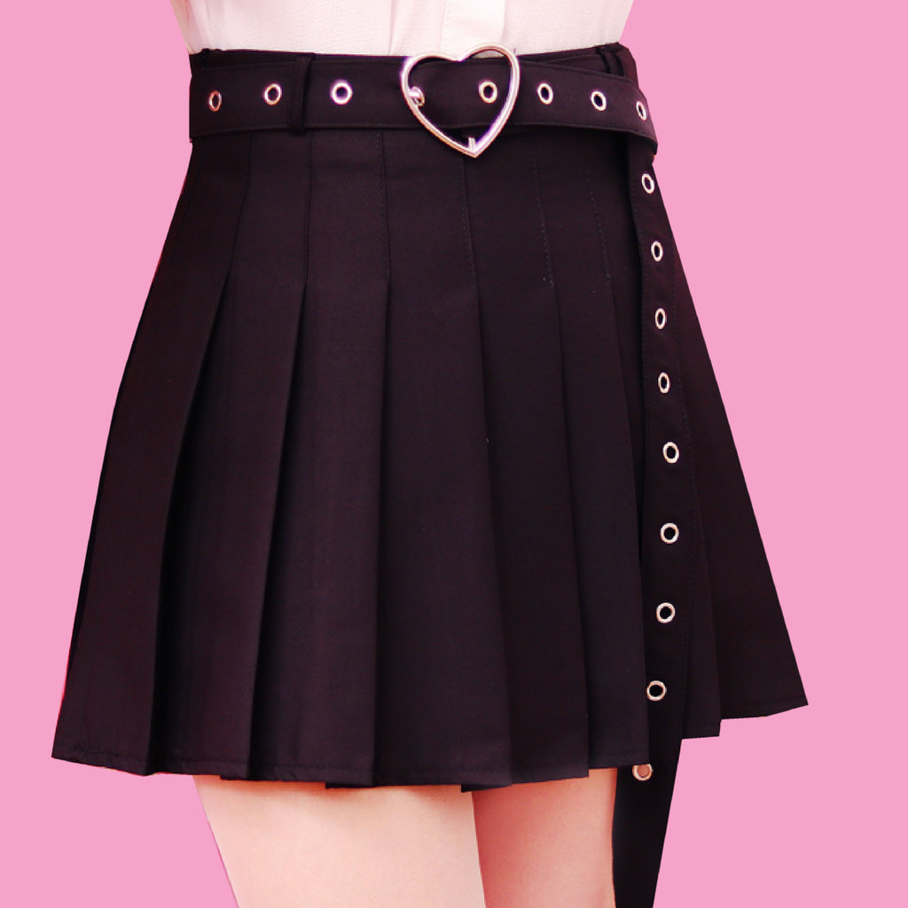 2018 Kawaii Goth-heart belt skirt