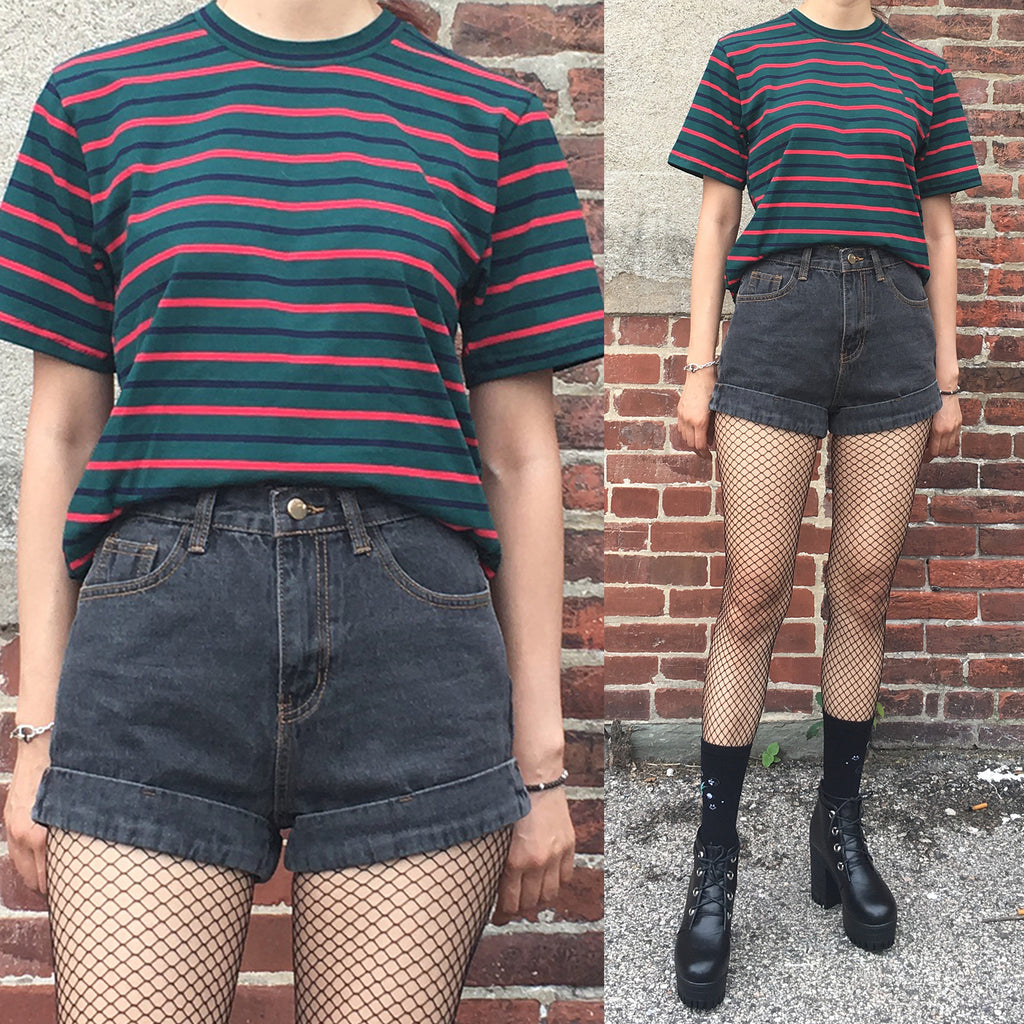 NEW - 90s KIDS - UNISEX GREEN STRIPED LOOSE TEE - ULTRA SOFT